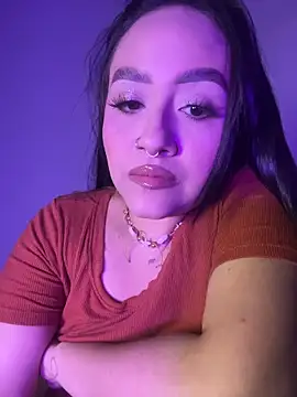 IvyyStone  online show from 12-21-25, 07:48