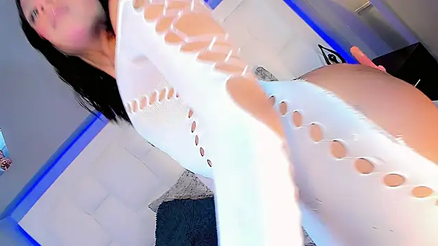 ShantyMiilan online show from 01-14-26, 04:16