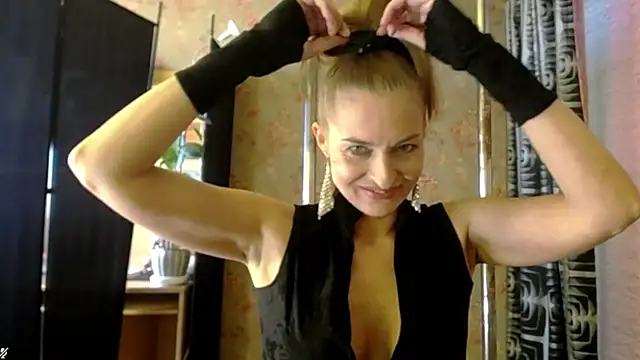 Snapshot of Soniakiss chatting on 03-27-26, 02:40 Soniakiss online show from 03-27-26, 02:40