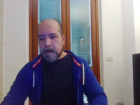 Snapshot of AMIRDIB2025 chatting on 01-17-26, 11:47 AMIRDIB2025 online show from 01-17-26, 11:47