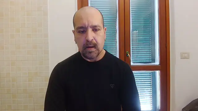 Snapshot of AMIRDIB2025 chatting on 03-04-26, 12:57 AMIRDIB2025 online show from 03-04-26, 12:57