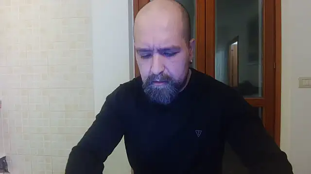 Snapshot of AMIRDIB2025 chatting on 02-13-26, 01:05 AMIRDIB2025 online show from 02-13-26, 01:05