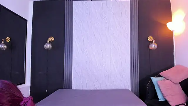 Snapshot of scarlett_jhon chatting on 12-05-25, 03:10 scarlett jhon online show from 12-05-25, 03:10