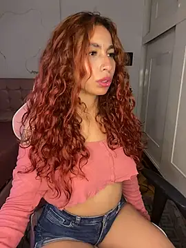 PrettyChloe  online show from 05-19-26, 06:59