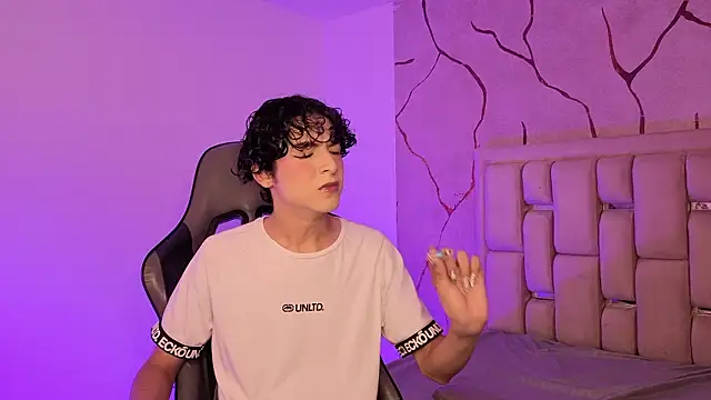 SthepanodiMonaco online show from 02-26-26, 08:31