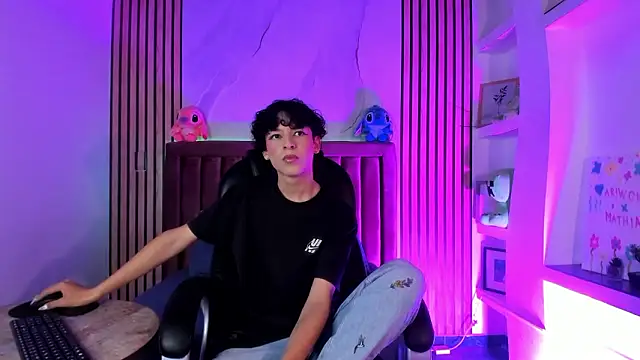 SthepanodiMonaco online show from 03-27-26, 03:26