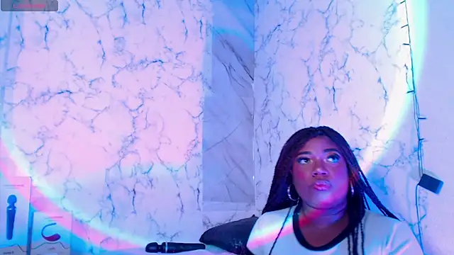 GraceMaaceey online show from 12-20-25, 03:09