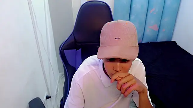 Lil babyyy  online show from 11-28-25, 04:12