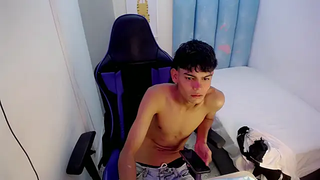 Lil babyyy  online show from 12-02-25, 03:41