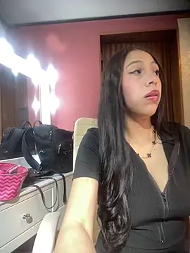 MiaScott Pink online show from 12-13-25, 08:04