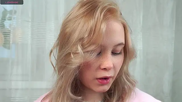 AunclreaVache online show from 03-27-26, 11:11