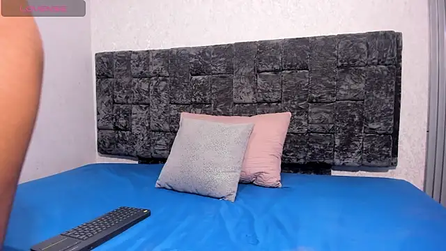 Brizza H033 online show from 03-09-26, 08:45