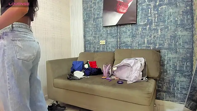 Brizza H033 online show from 12-16-25, 09:08