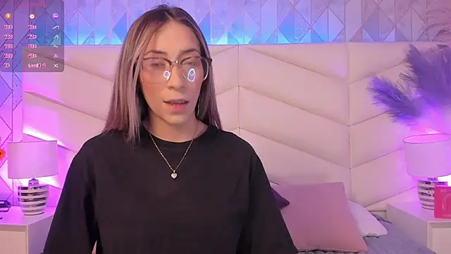 Lizzi Hotman  online show from 04-13-26, 08:24