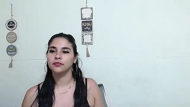 Snapshot of rose_towers4 chatting on 02-01-26, 04:22 rose towers4 online show from 02-01-26, 04:22