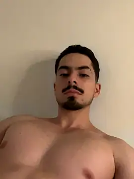 usuario02746 online show from 11-29-25, 04:45