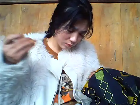 Snapshot of Alibabapi chatting on 02-16-26, 03:27 Alibabapi online show from 02-16-26, 03:27