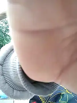 Snapshot of Alibabapi chatting on 02-22-26, 01:52 Alibabapi online show from 02-22-26, 01:52