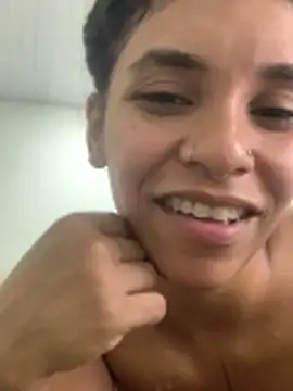 Lillith Bloom online show from 04-07-26, 01:40