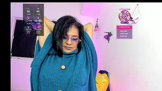 Snapshot of sweetCatallina chatting on 06-27-26, 12:11 sweetCatallina online show from 06-27-26, 12:11