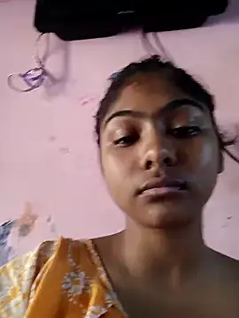 Cute diya023 online show from 03-18-26, 04:15