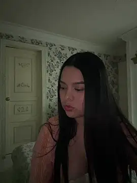sweet ruby  online show from 05-08-26, 01:53