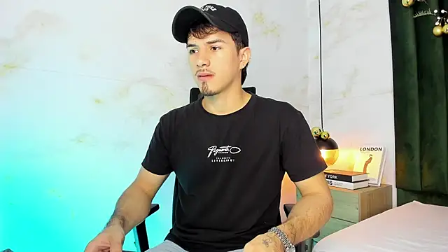 Justin duque online show from 12-16-25, 07:51