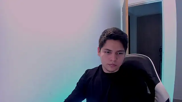 Asta YunoXXX online show from 06-04-26, 10:31