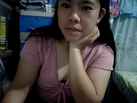 xxdreamgirl69 online show from 04-05-26, 10:05