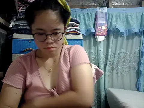 xxdreamgirl69 online show from 05-15-26, 10:19