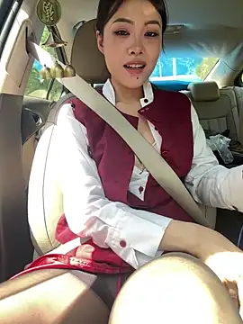 Snapshot of youyou-baby999 chatting on 04-17-26, 05:32 youyou-baby999 online show from 04-17-26, 05:32