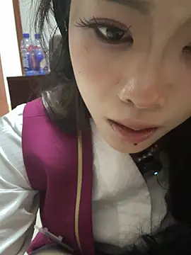 Snapshot of youyou-baby999 chatting on 02-22-26, 05:10 youyou-baby999 online show from 02-22-26, 05:10