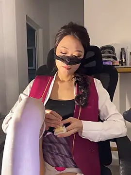 Snapshot of youyou-baby999 chatting on 02-09-26, 03:59 youyou-baby999 online show from 02-09-26, 03:59