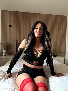 Lolaxox  online show from 11-28-25, 01:44