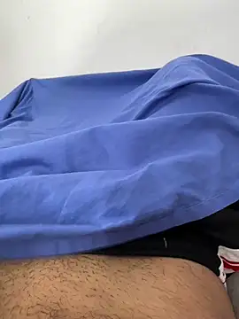 Davisuarez online show from 12-15-25, 01:28