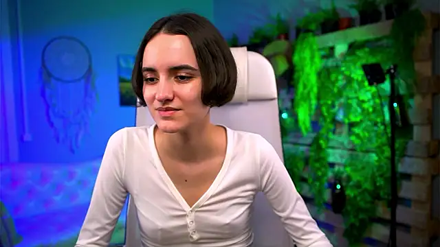 KateWillows online show from 03-02-26, 04:24