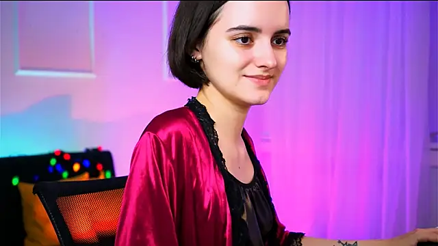 KateWillows online show from 02-14-26, 04:13