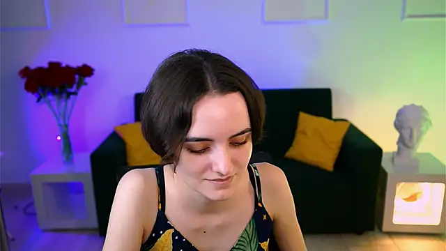 Snapshot of KateWillows chatting on 12-05-25, 04:22 KateWillows online show from 12-05-25, 04:22