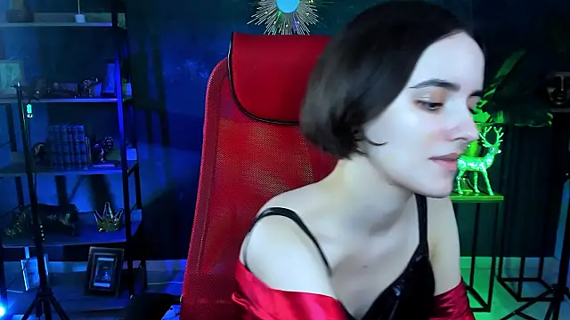 KateWillows online show from 03-08-26, 04:38