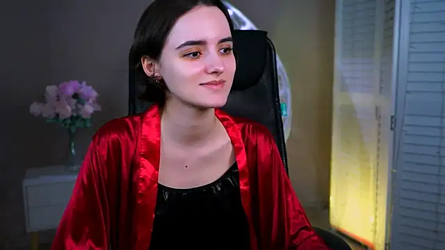 KateWillows online show from 03-18-26, 04:26