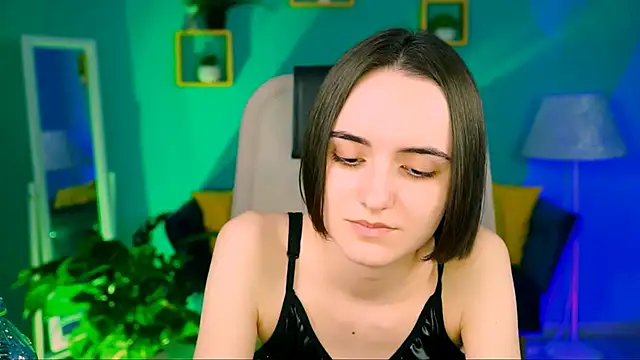 KateWillows online show from 04-06-26, 04:30