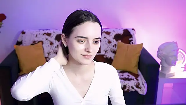 KateWillows online show from 03-22-26, 04:27