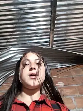 sammyyblondee online show from 12-18-25, 10:02