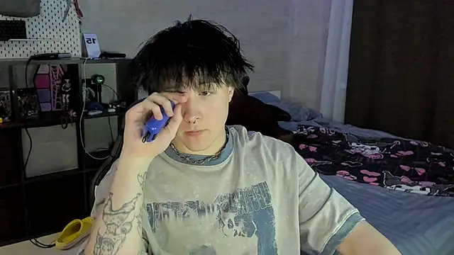 miya meow miku online show from 12-05-25, 05:33