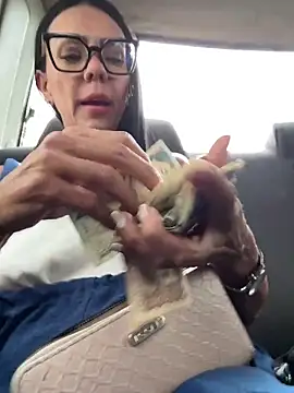 Snapshot of SofhiaTaylor chatting on 03-04-26, 07:54 SofhiaTaylor online show from 03-04-26, 07:54