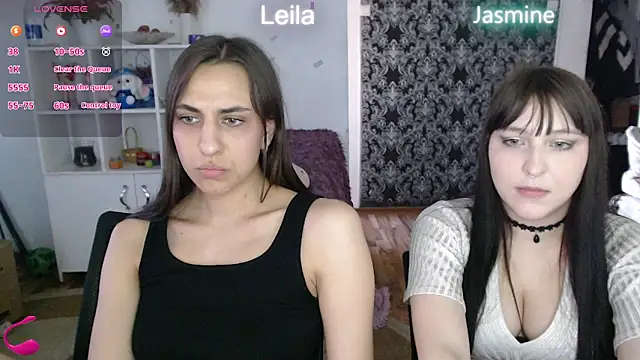 JasmineAdamss online show from 04-23-26, 12:29