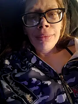 KrisCP online show from 12-19-25, 06:05