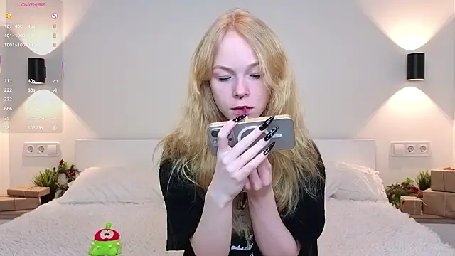 GhisllaineWestler online show from 02-03-26, 04:21