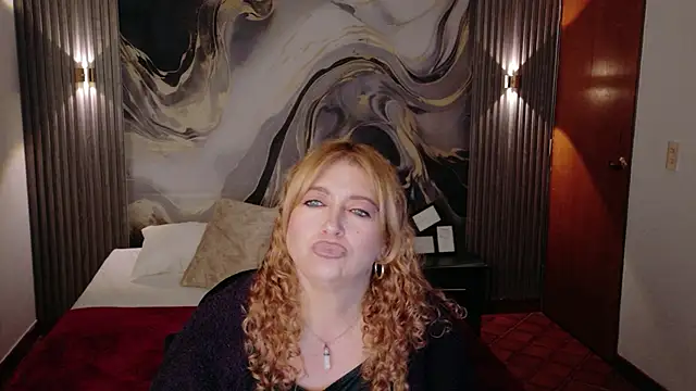 MilfArlet online show from 02-18-26, 01:18