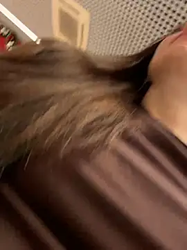 ZaraHill online show from 12-04-25, 03:49